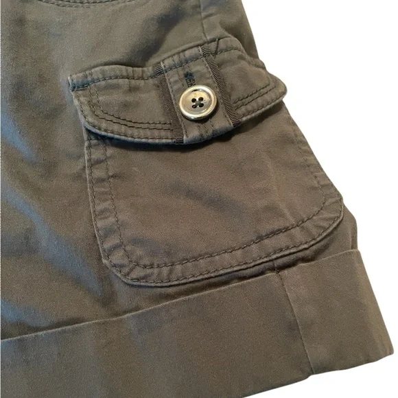 WHBM Army Green Cargo Shorts - Picture 3 of 9